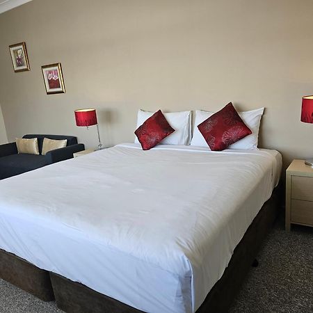 בתהרסט Country Lodge Motor Inn מראה חיצוני תמונה