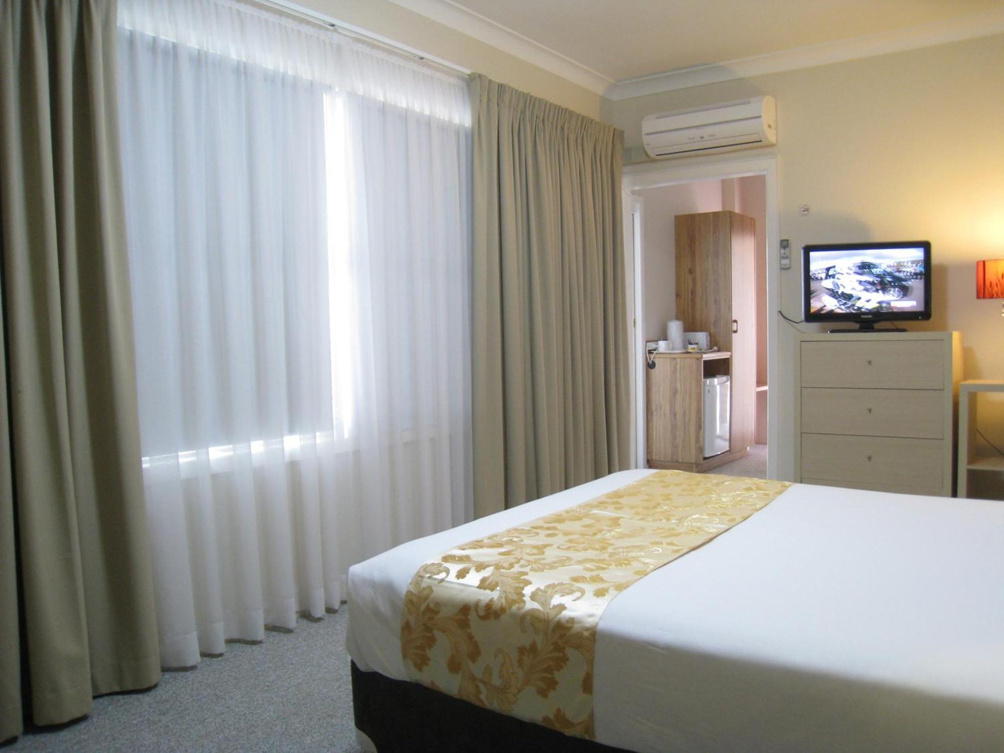 בתהרסט Country Lodge Motor Inn מראה חיצוני תמונה