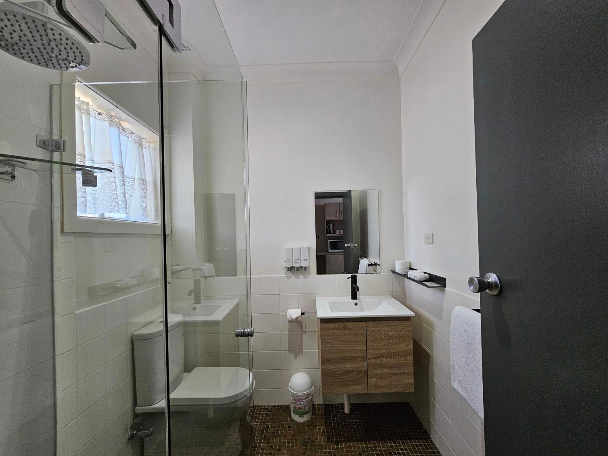 בתהרסט Country Lodge Motor Inn מראה חיצוני תמונה