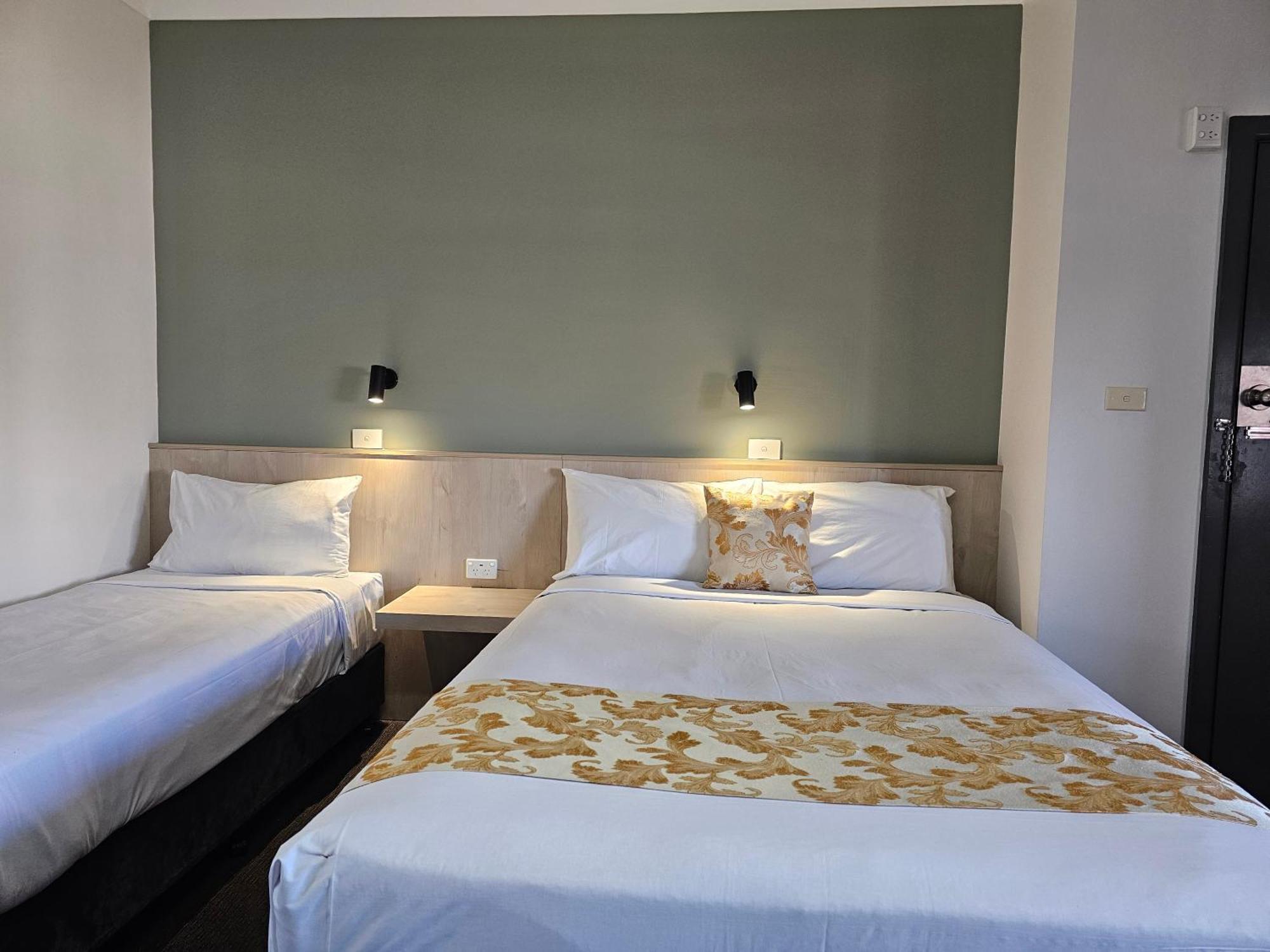 בתהרסט Country Lodge Motor Inn מראה חיצוני תמונה