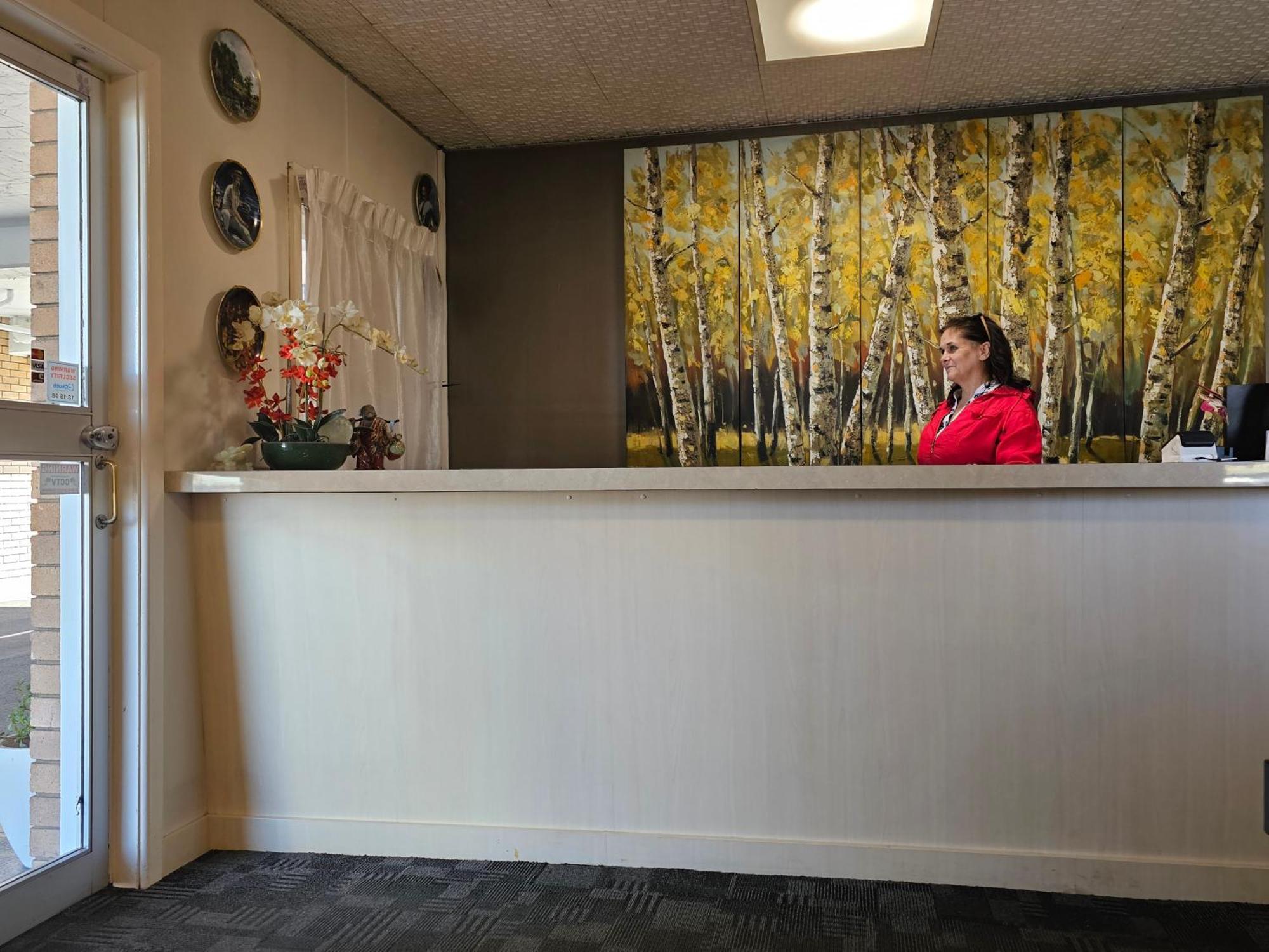 בתהרסט Country Lodge Motor Inn מראה חיצוני תמונה